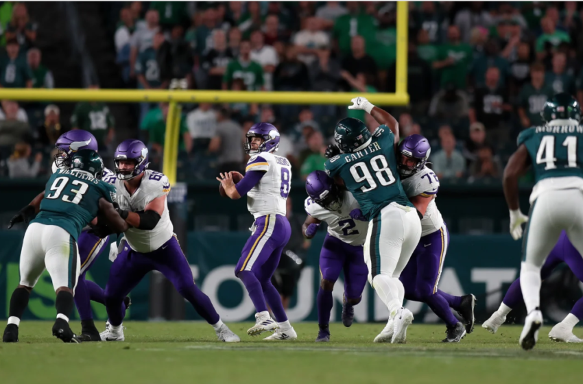  Eagles Soar High as Vikings Fumble Their Way to Defeat in Thrilling Thursday Night Clash